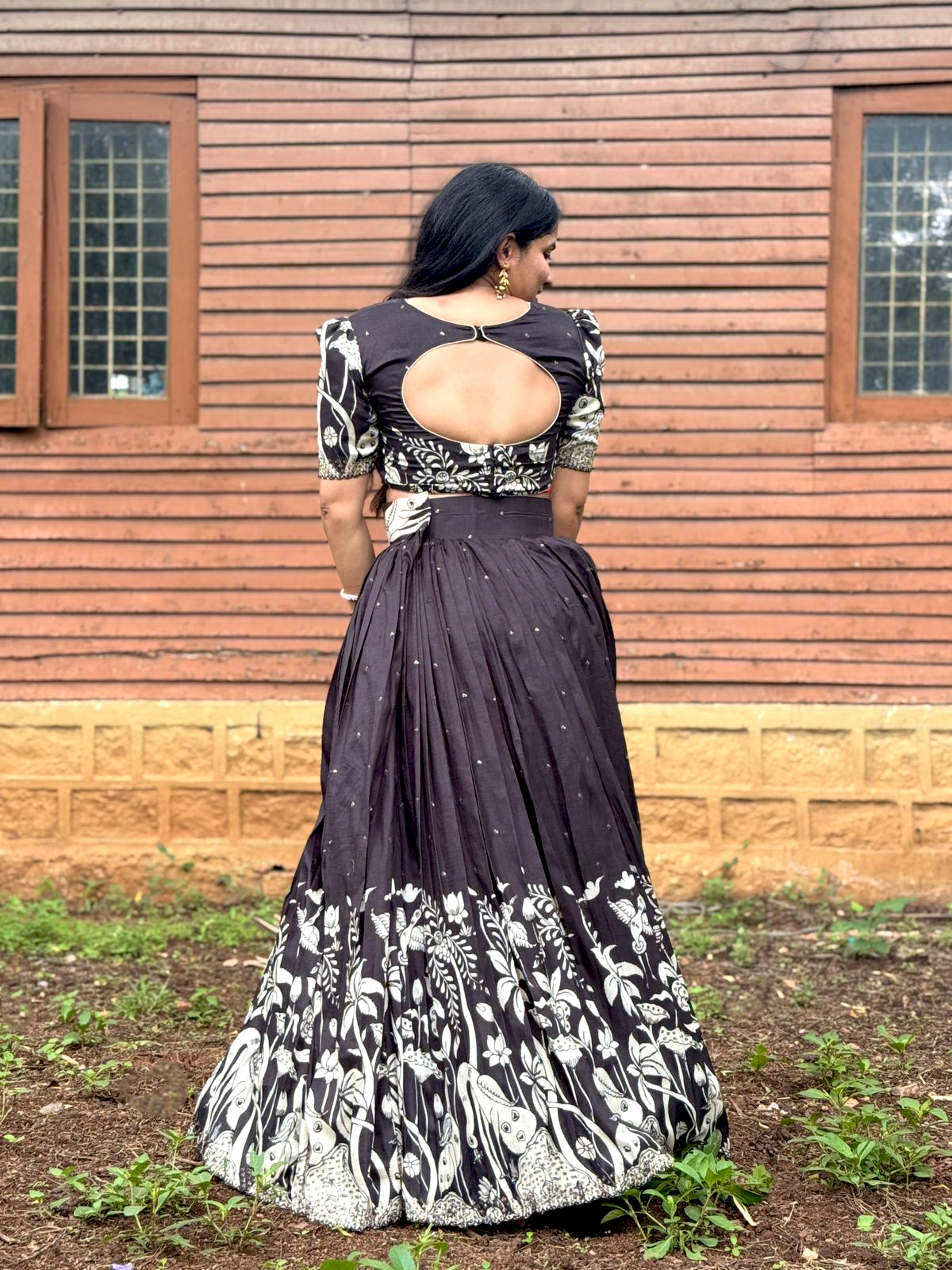 Handcrafted Black Kalamkari Lehenga – Luxury Handwoven, Handprinted Artistry