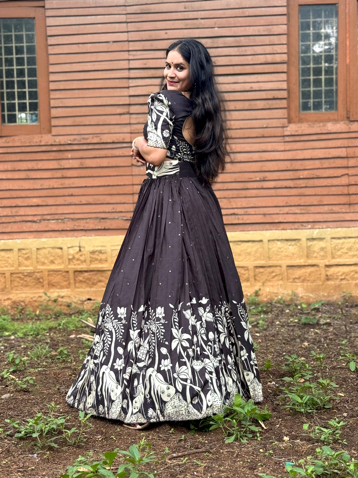Handcrafted Black Kalamkari Lehenga – Luxury Handwoven, Handprinted Artistry